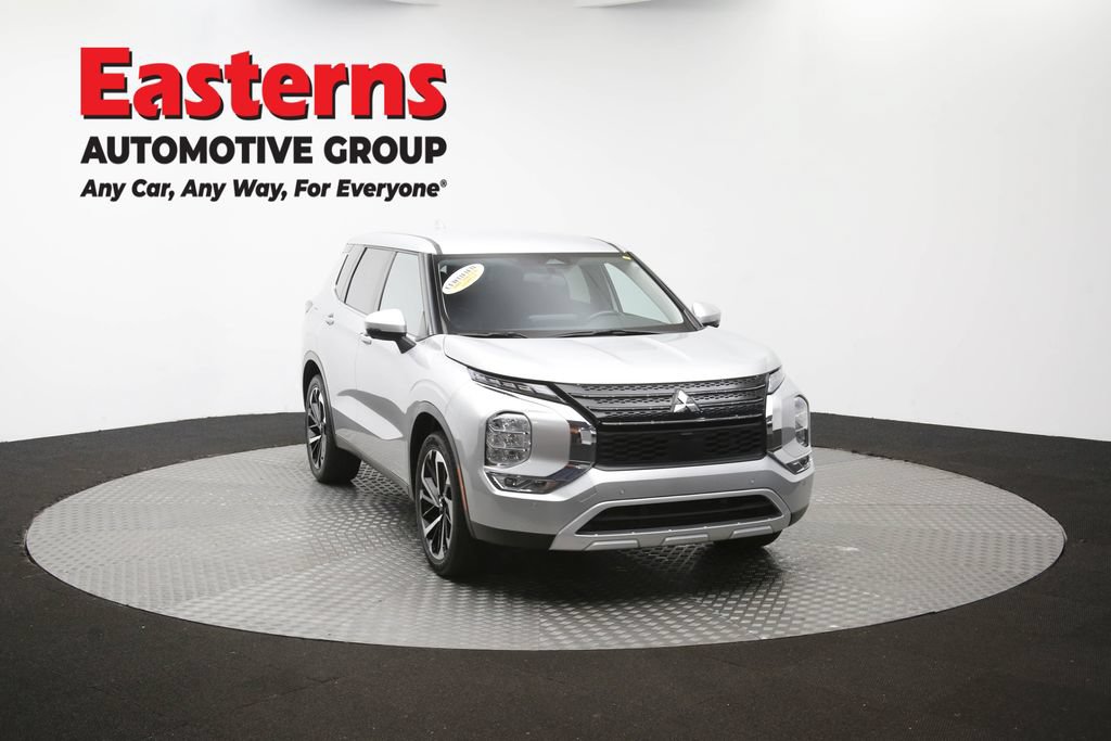 Used 2024 Mitsubishi Outlander SE FWD image 53