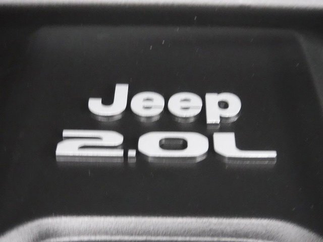 Used 2023 Jeep Wrangler Unlimited Sahara w/ Cold Weather Group image 18