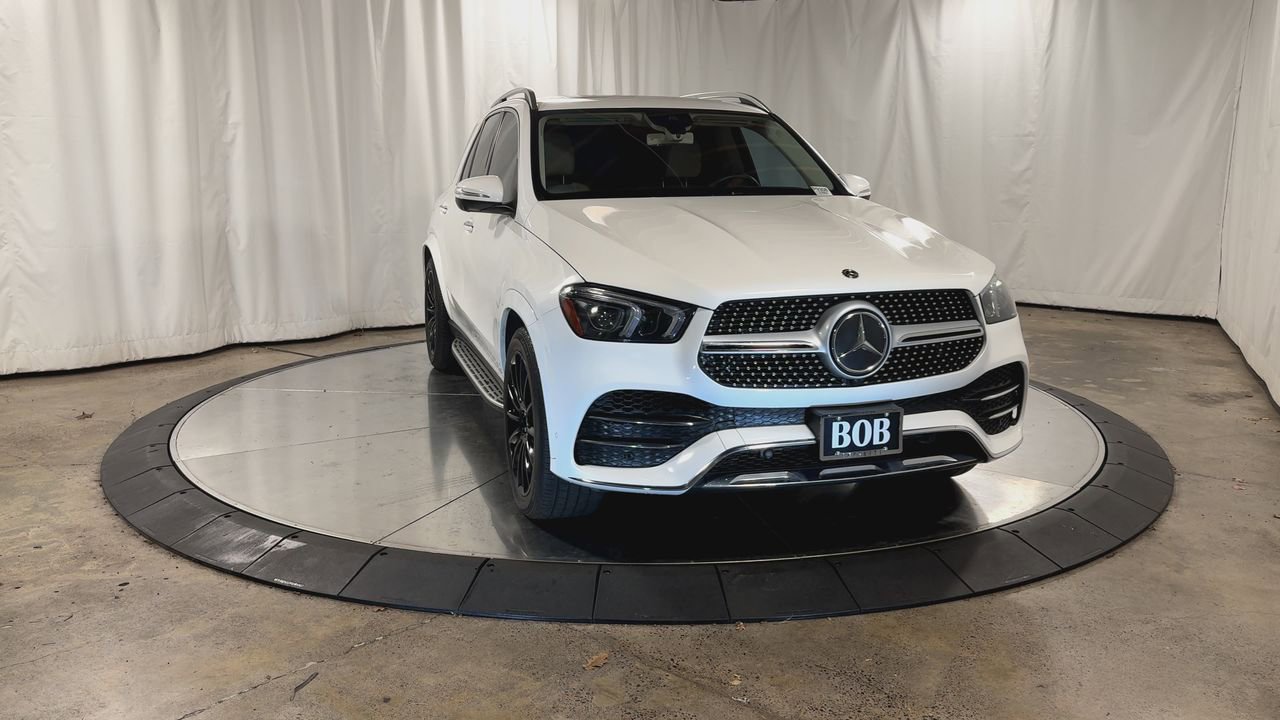 Used 2020 Mercedes-Benz GLE 580 GLE 580 w/ Parking Assist Package image 3