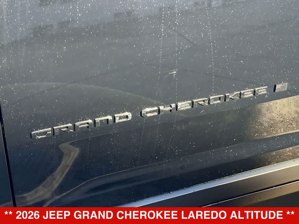 New 2026 Jeep Grand Cherokee Altitude AWD/4WD image 9