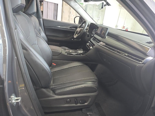 Used 2023 INFINITI QX60 Luxe w/ Performance Audio Package AWD/4WD image 7