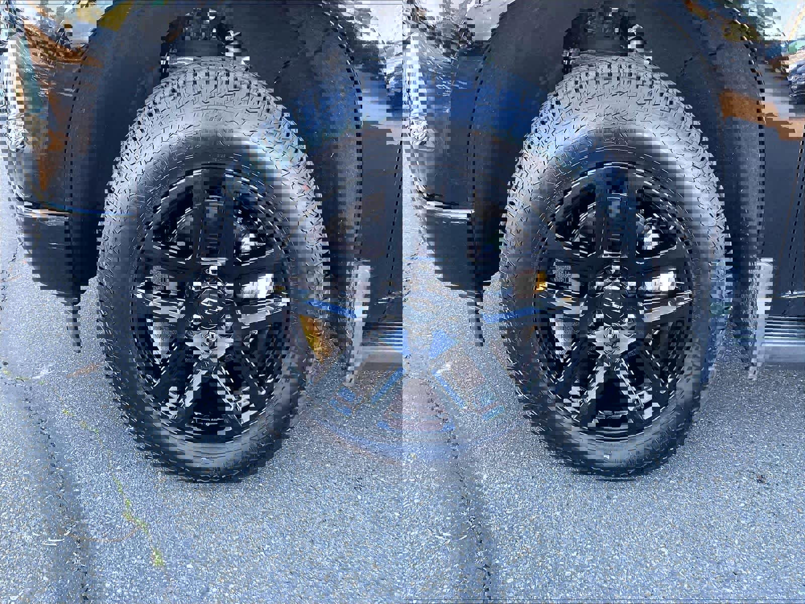 Used 2024 Chevrolet Silverado 1500 High Country w/ Midnight Edition image 12