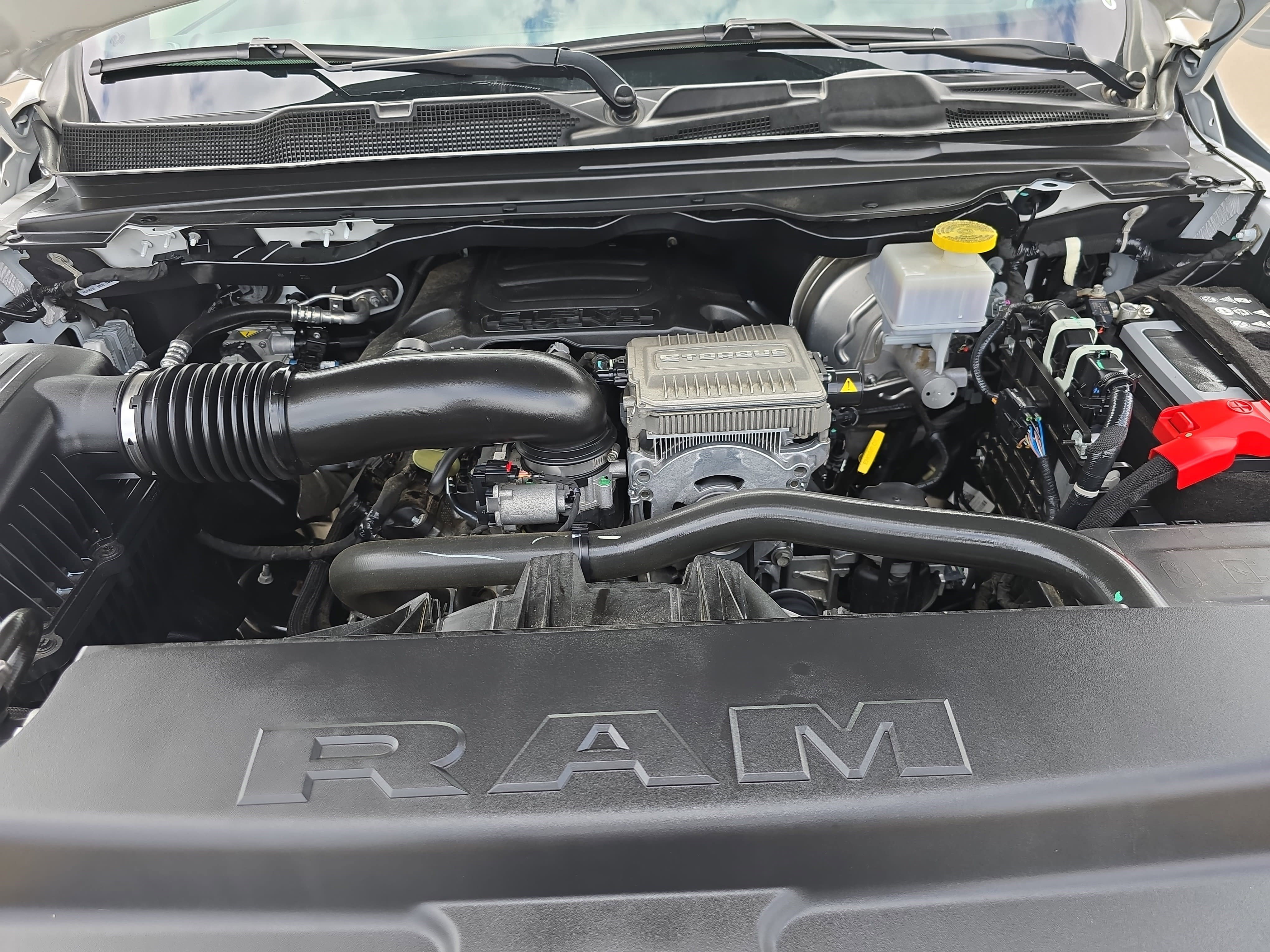 Used 2024 RAM 1500 Laramie image 30