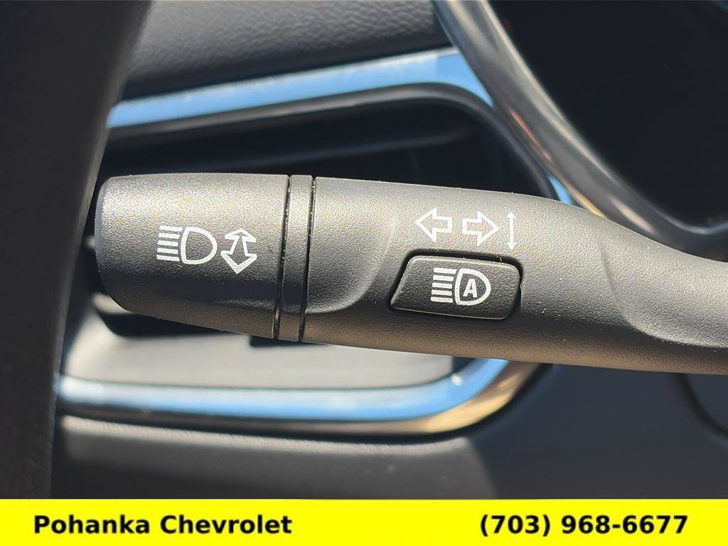 Used 2021 Chevrolet Equinox LT w/ LPO, Roadside Safety Package FWD image 10