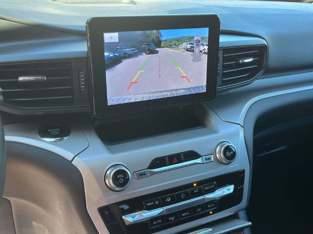 Used 2023 Ford Explorer XLT RWD image 38
