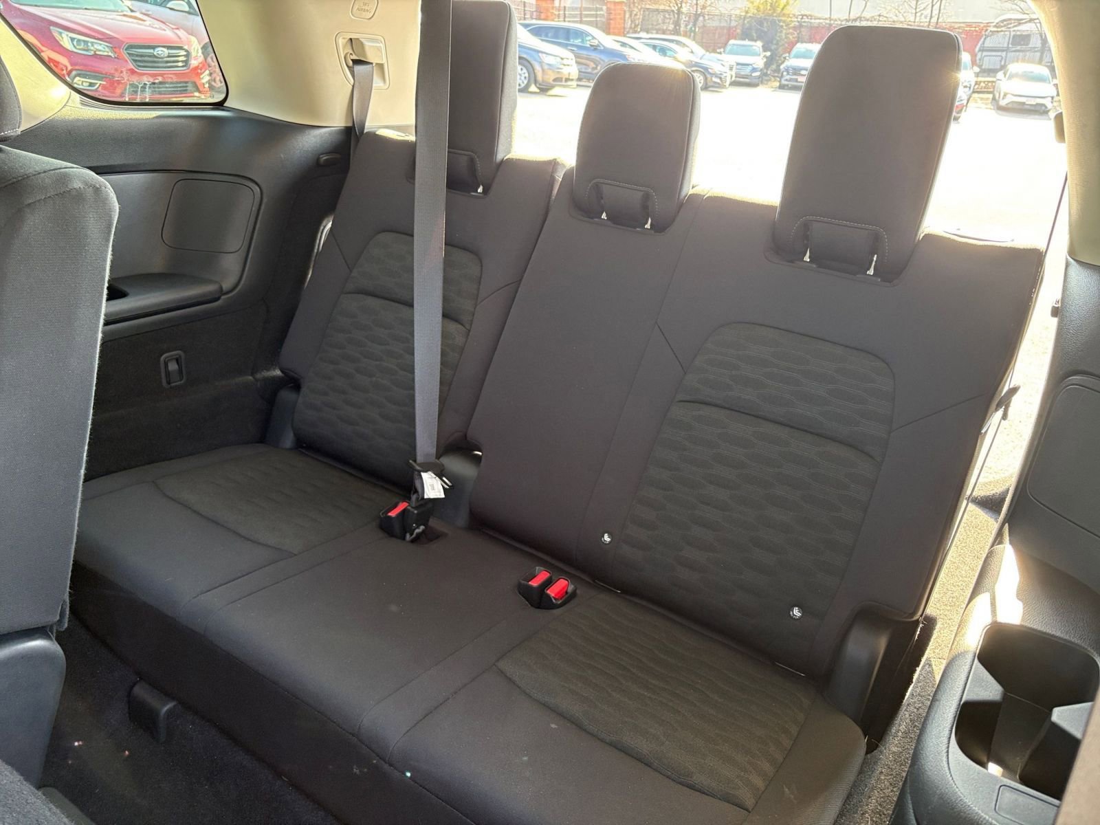 Used 2025 Nissan Pathfinder SV image 31