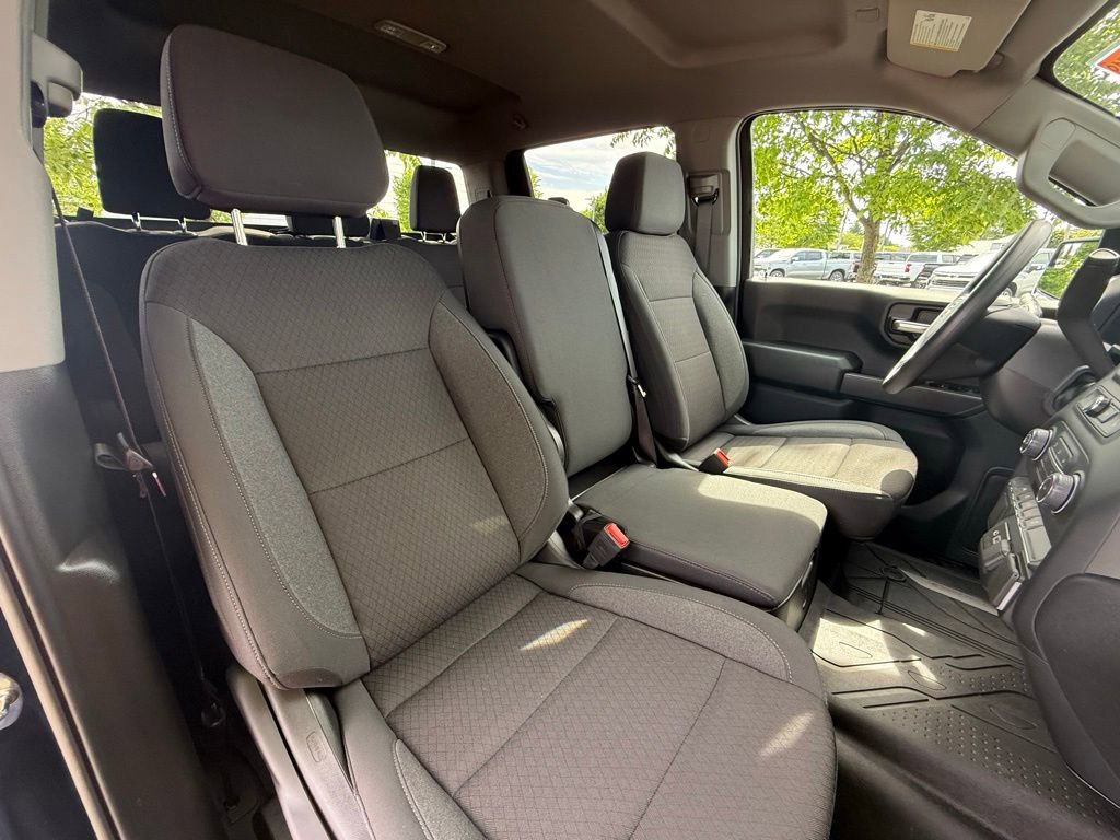 Used 2026 Chevrolet Silverado 1500 Custom w/ LPO, Dark Essentials Package AWD/4WD image 30