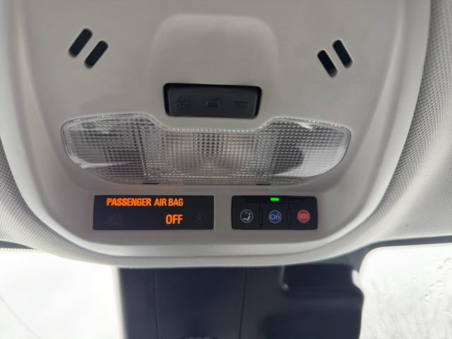 Used 2025 Chevrolet Trax LT w/ LT Convenience Package image 27