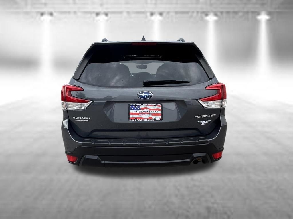 Used 2020 Subaru Forester Premium AWD/4WD image 5