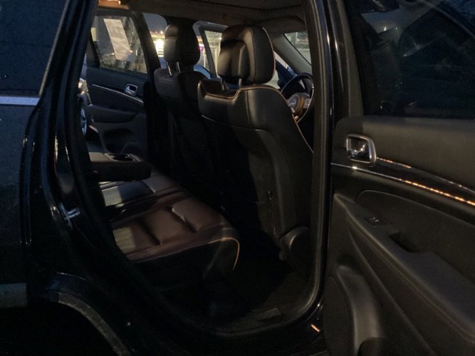 Used 2013 Jeep Grand Cherokee Overland Summit image 7