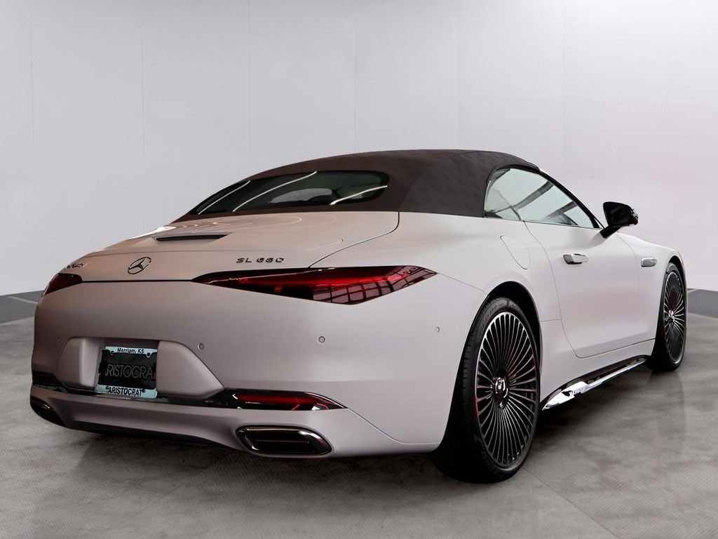 New 2026 Mercedes-Benz Maybach SL 680 image 5