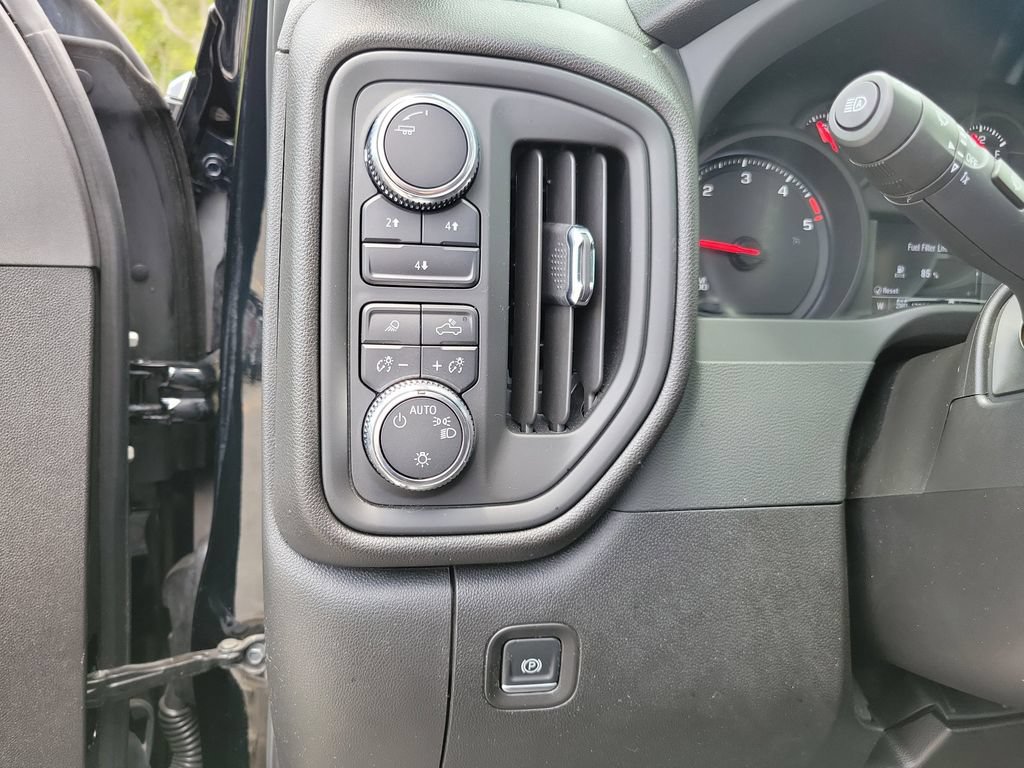 Used 2024 GMC Sierra 2500 Pro AWD/4WD image 23