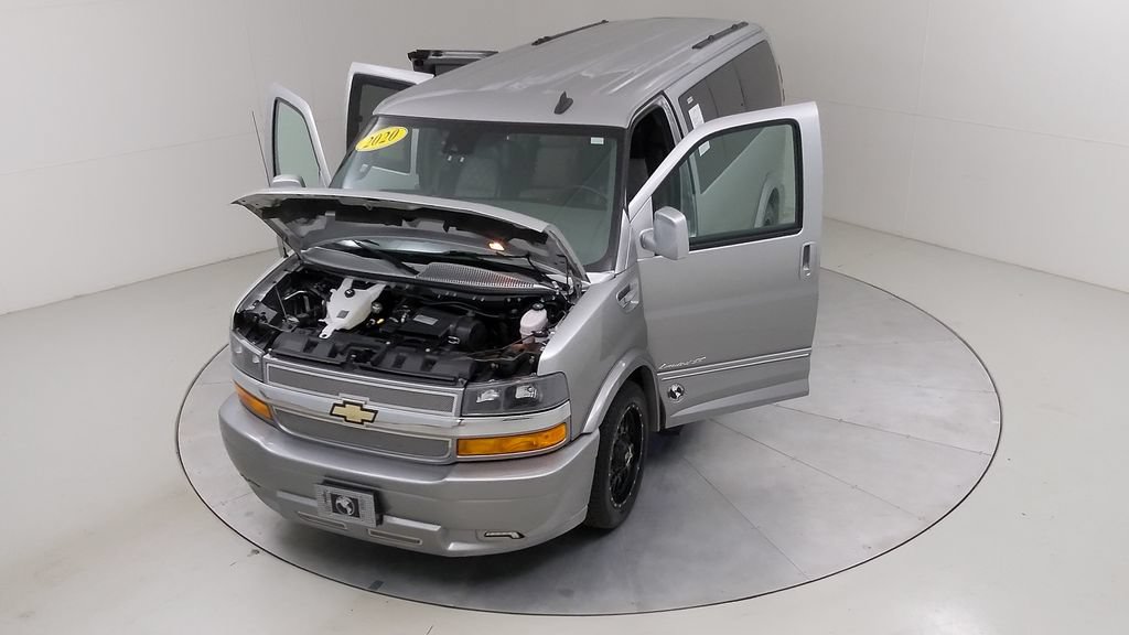 Used 2020 Chevrolet Express 2500 w/ Enhanced Convenience Package RWD image 47