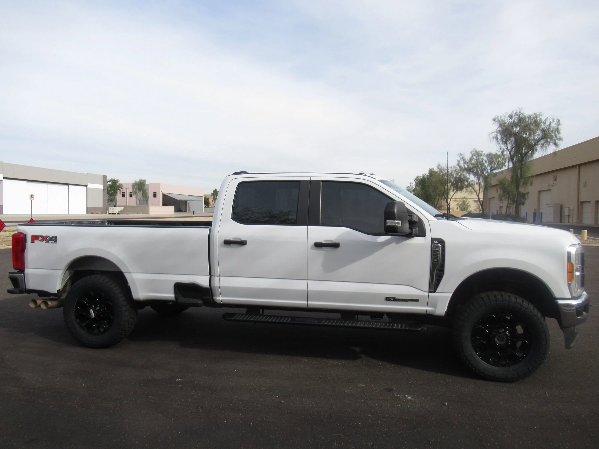 Used 2023 Ford F250 XL image 5
