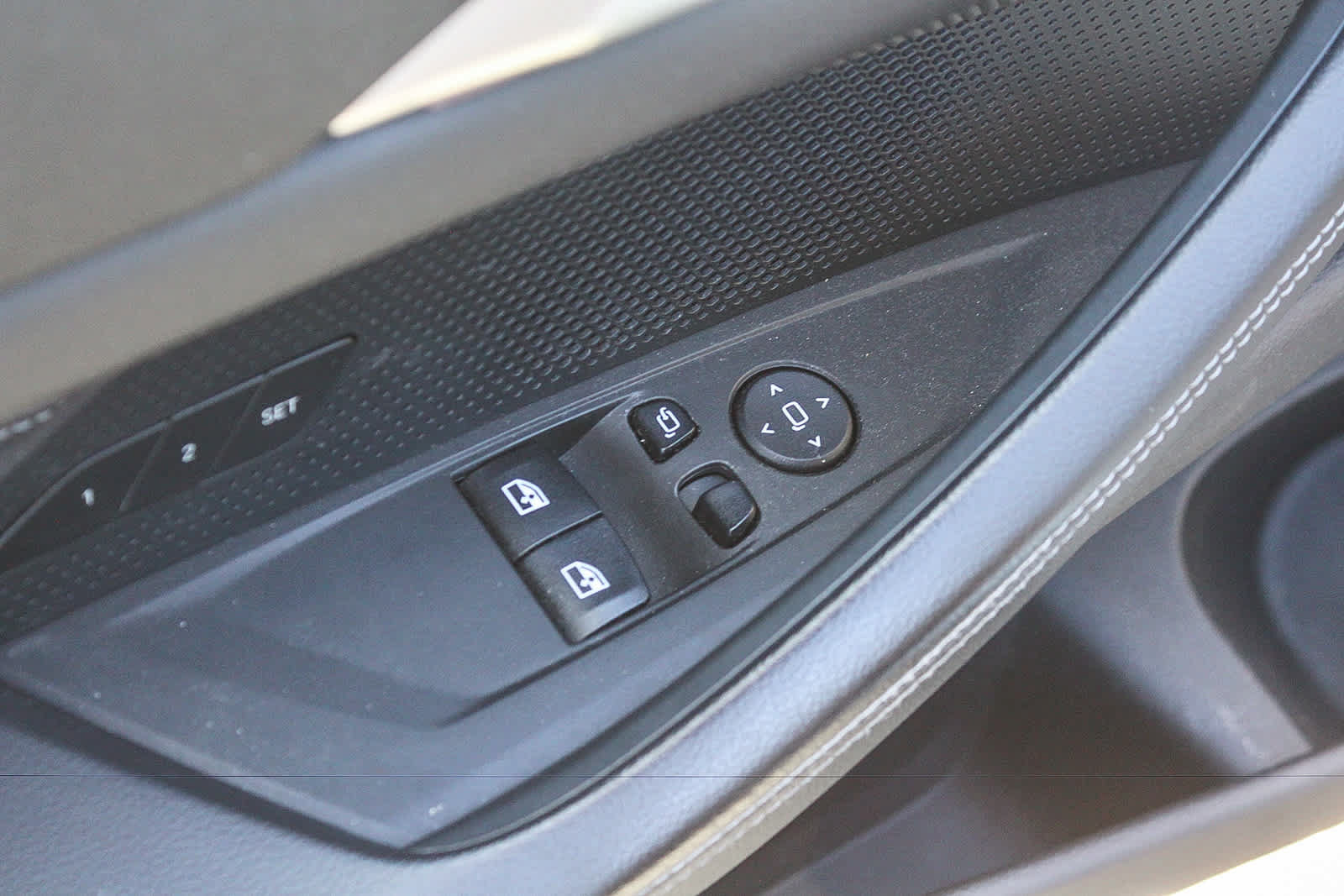 Used 2023 BMW 430i Coupe w/ Premium Package RWD image 18