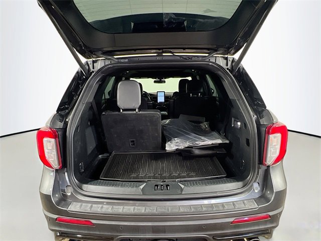 Used 2020 Ford Explorer ST w/ ST Street Pack image 24