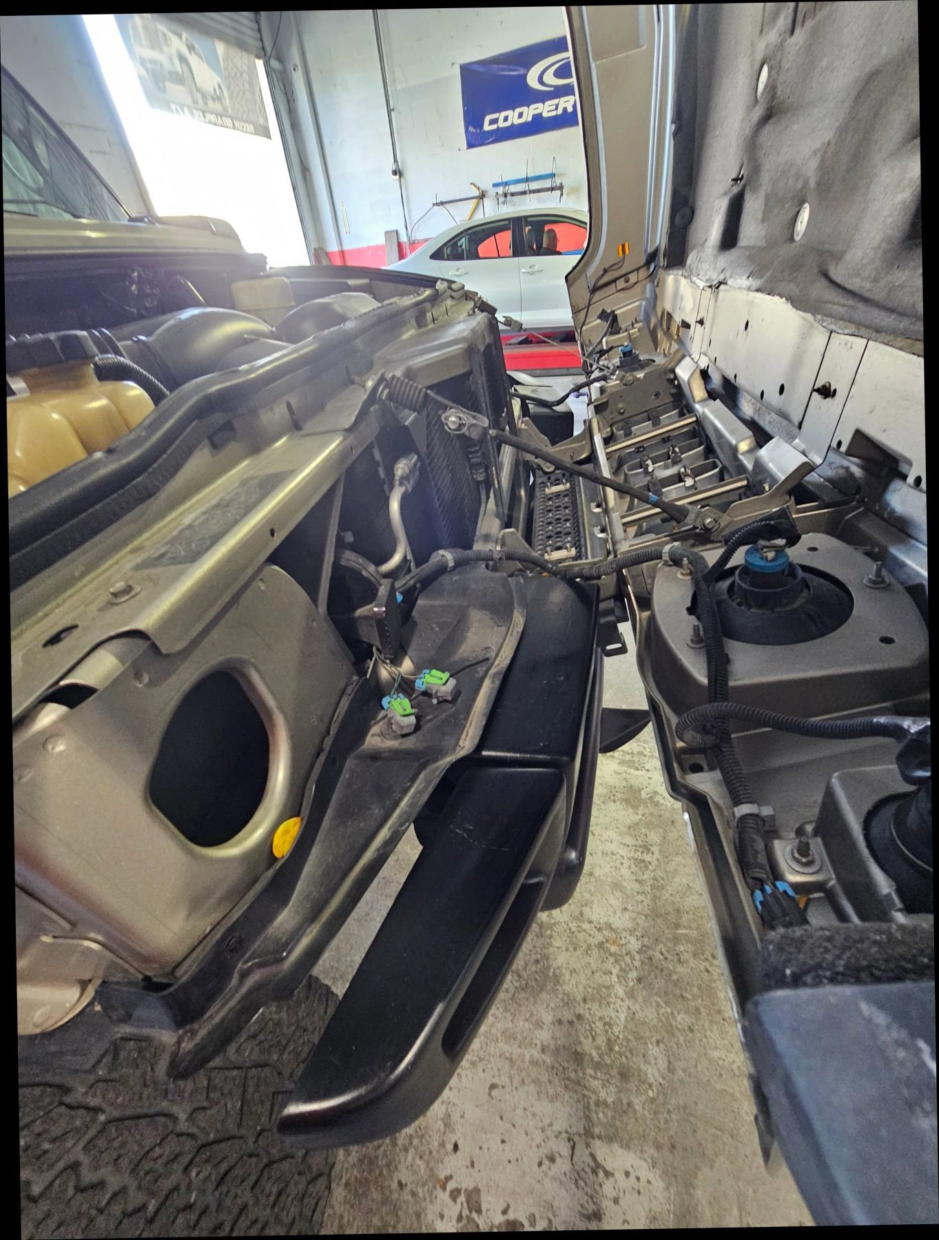 Used 2005 HUMMER H2 SUT w/ Preferred Equipment Group image 33