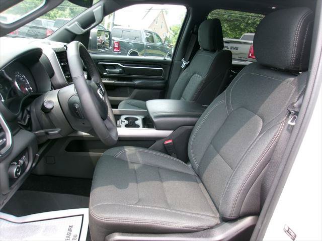 Used 2025 RAM 1500 Big Horn AWD/4WD image 7