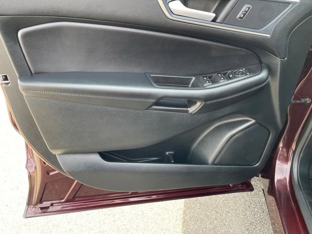 Used 2024 Ford Edge SEL image 10