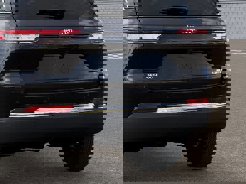 New 2025 Jeep Grand Cherokee Limited image 11