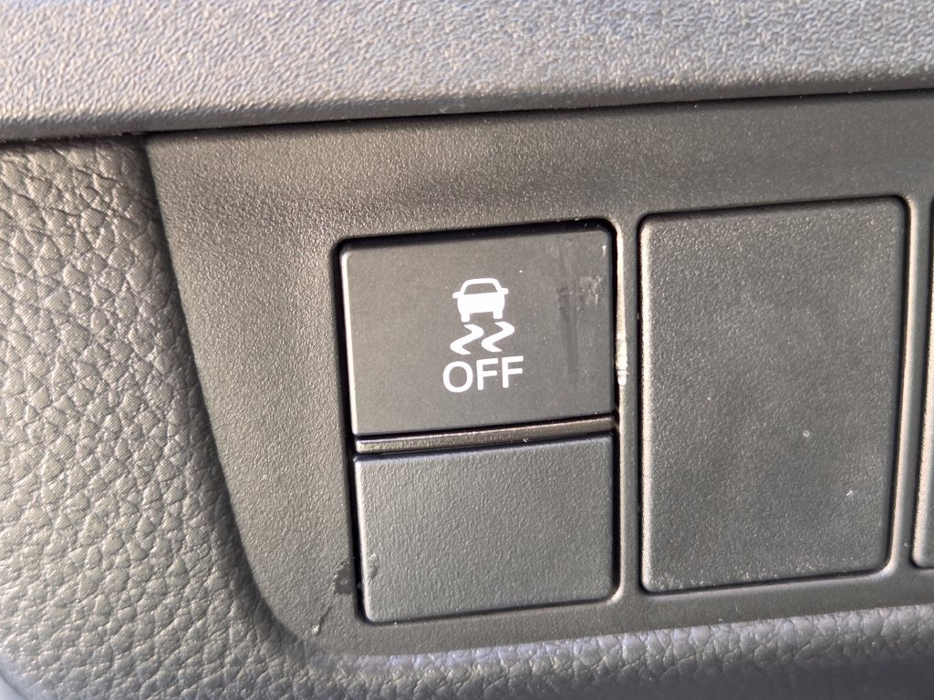 Used 2024 Honda CR-V LX image 7