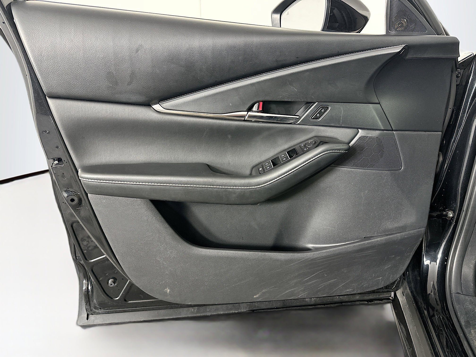 Used 2025 MAZDA CX-30 AWD 2.5 S w/ Preferred Package image 27