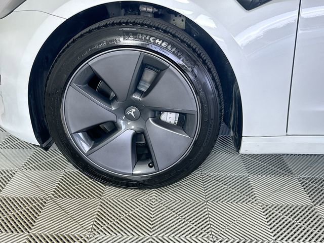 Used 2023 Tesla Model 3 Standard Range image 30
