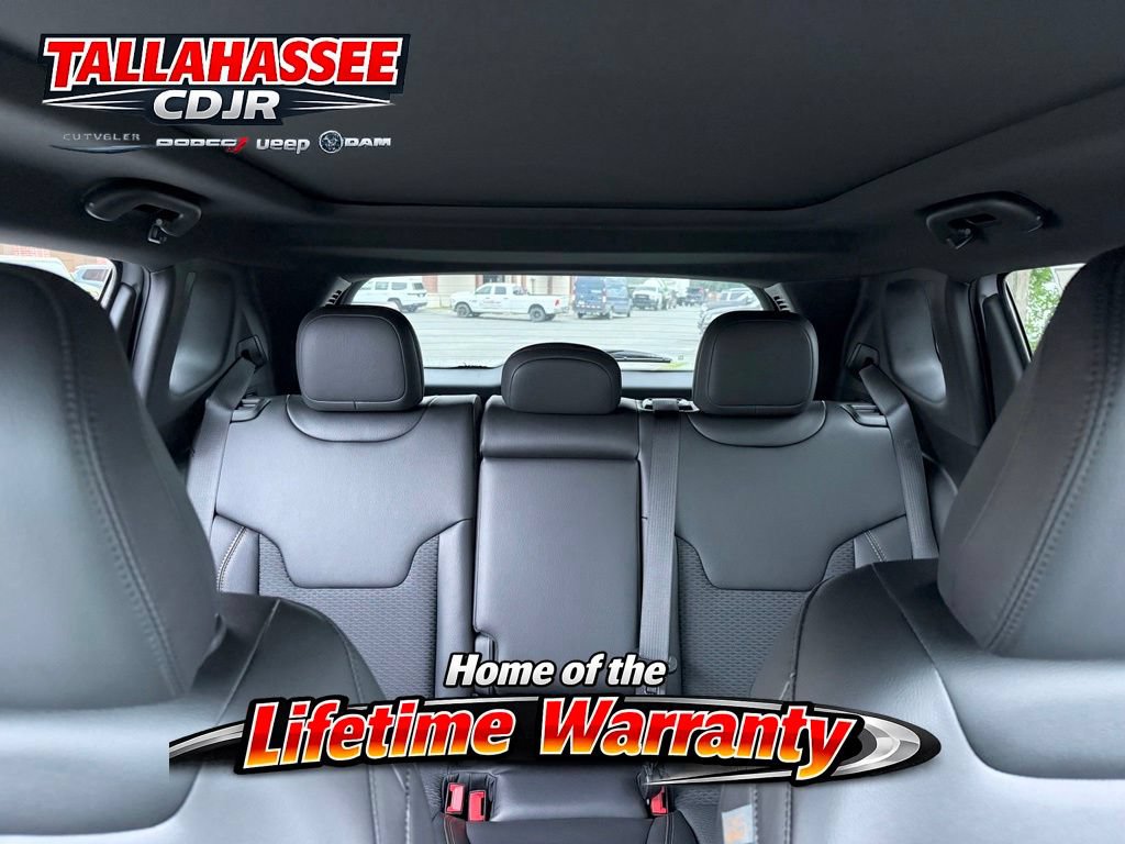 New 2026 Jeep Compass Latitude AWD/4WD image 29