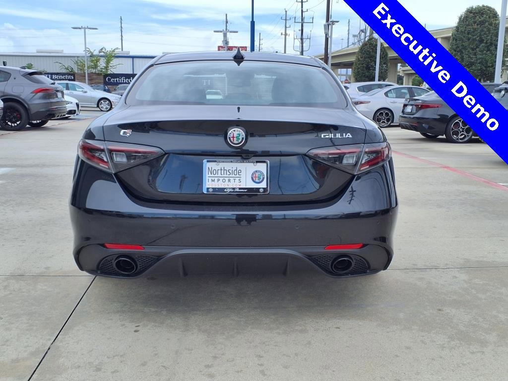 New 2025 Alfa Romeo Giulia w/ Driving Assist Package image 8