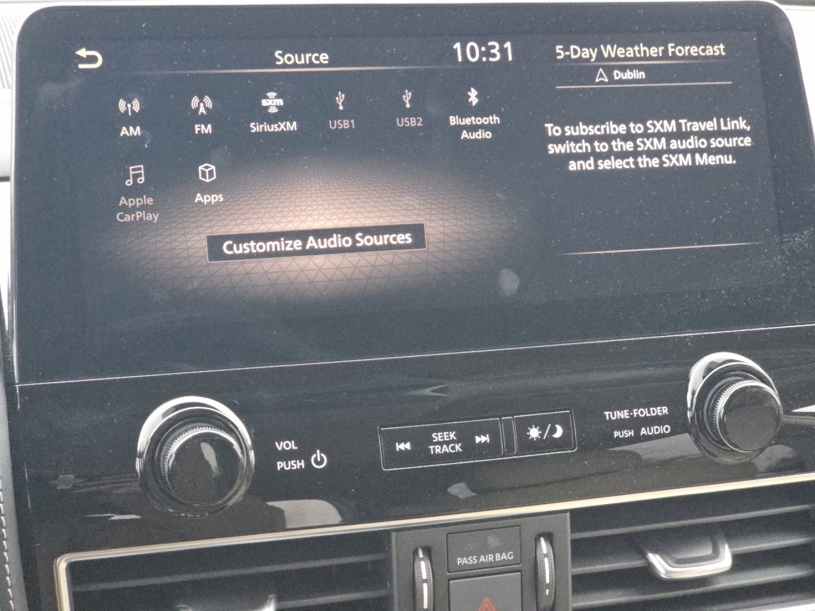 Used 2023 Nissan Armada Platinum image 12