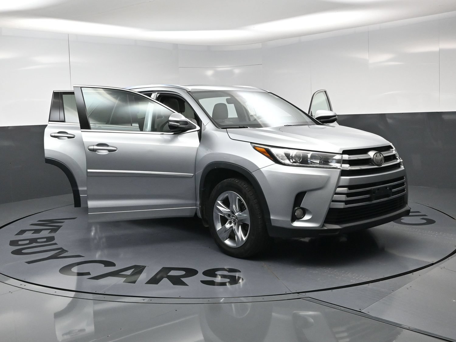 Used 2017 Toyota Highlander Limited w/ Protection Package #3 AWD/4WD image 25
