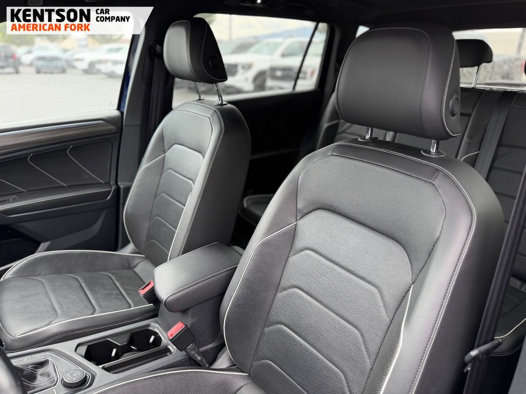 Used 2022 Volkswagen Tiguan SEL R-Line AWD/4WD image 20