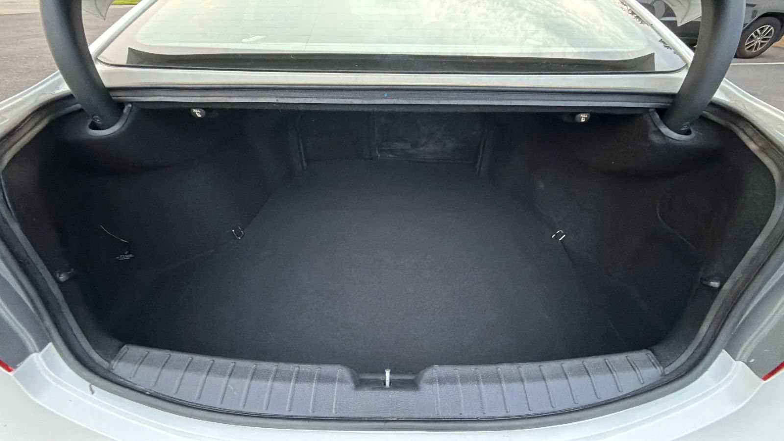 Used 2017 Hyundai Azera FWD image 64