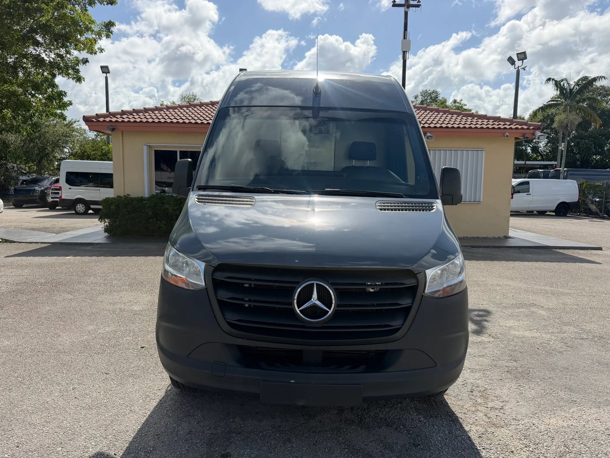 Used 2019 Mercedes-Benz Sprinter 170 image 11