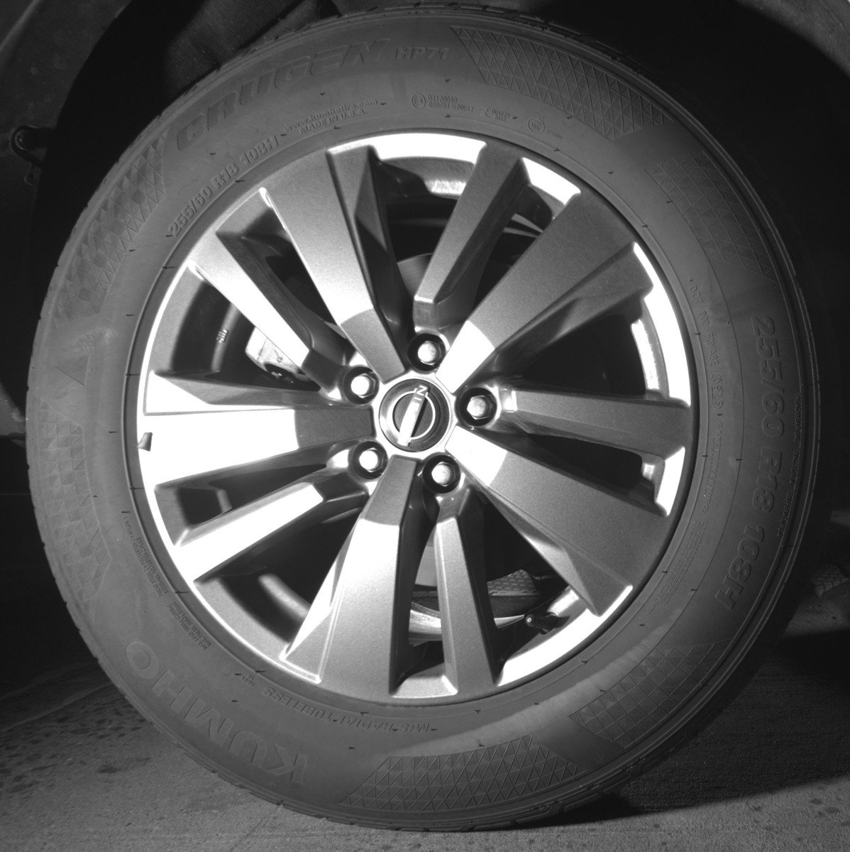 Used 2025 Nissan Pathfinder SV FWD image 15