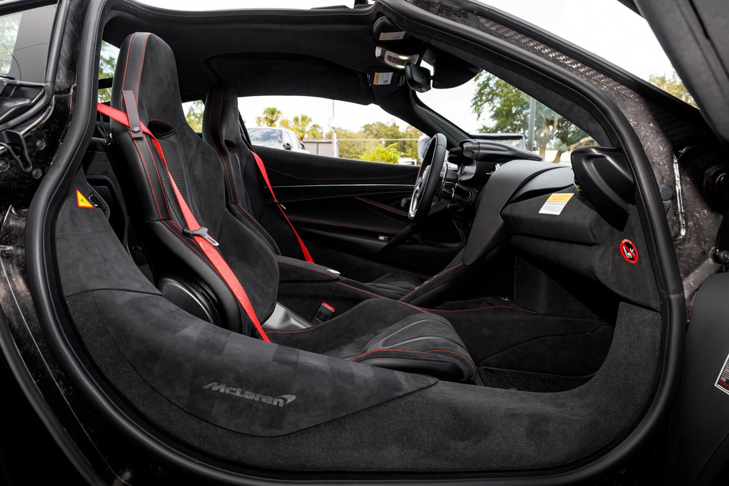 New 2026 McLaren 750S RWD image 32