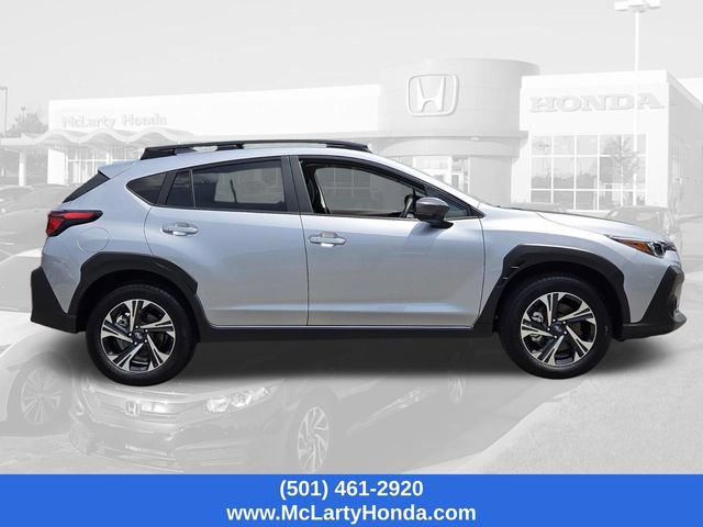 Used 2025 Subaru Crosstrek 2.5i Premium AWD/4WD image 6