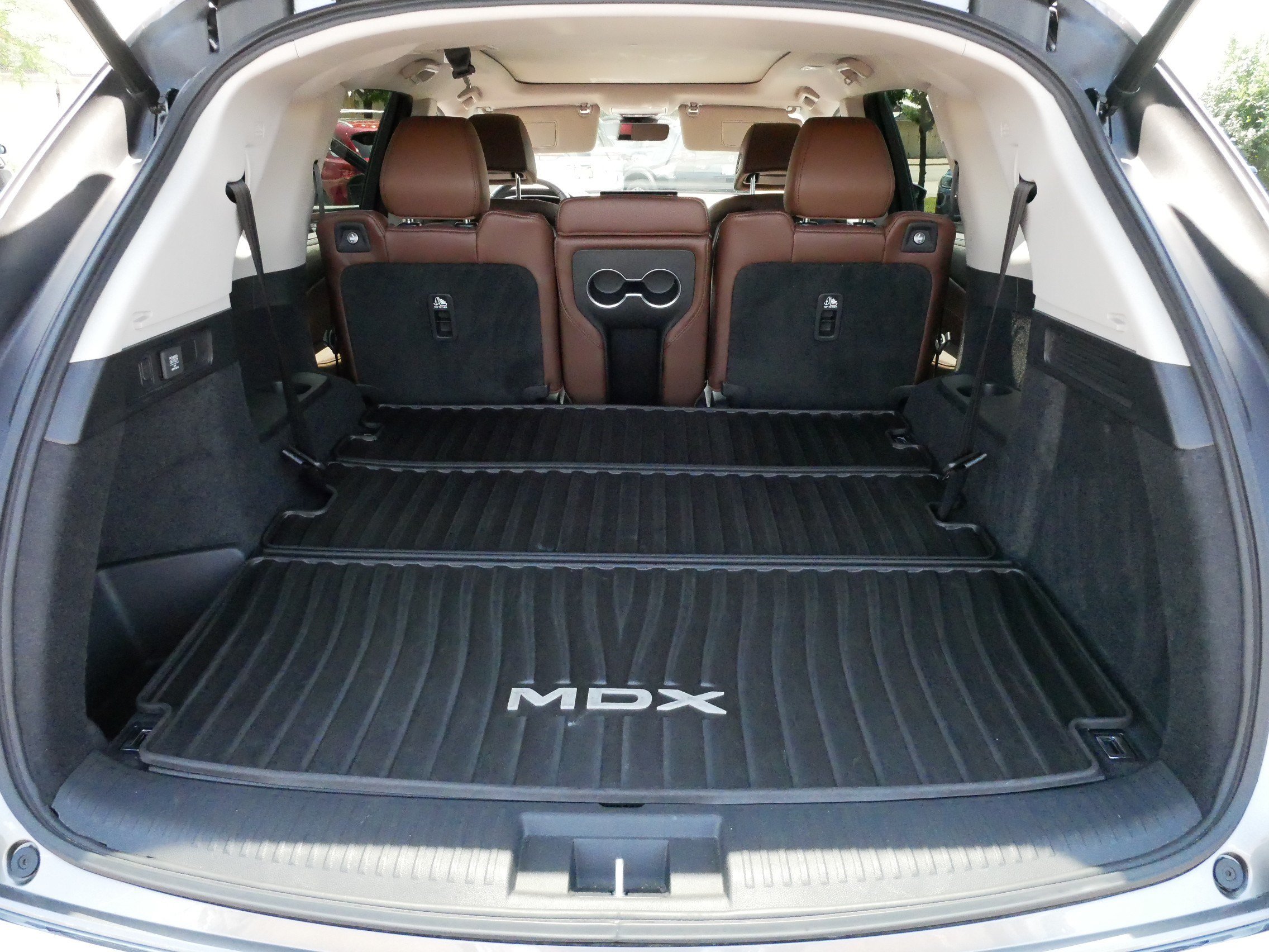 Used 2023 Acura MDX FWD w/ Technology Package image 18