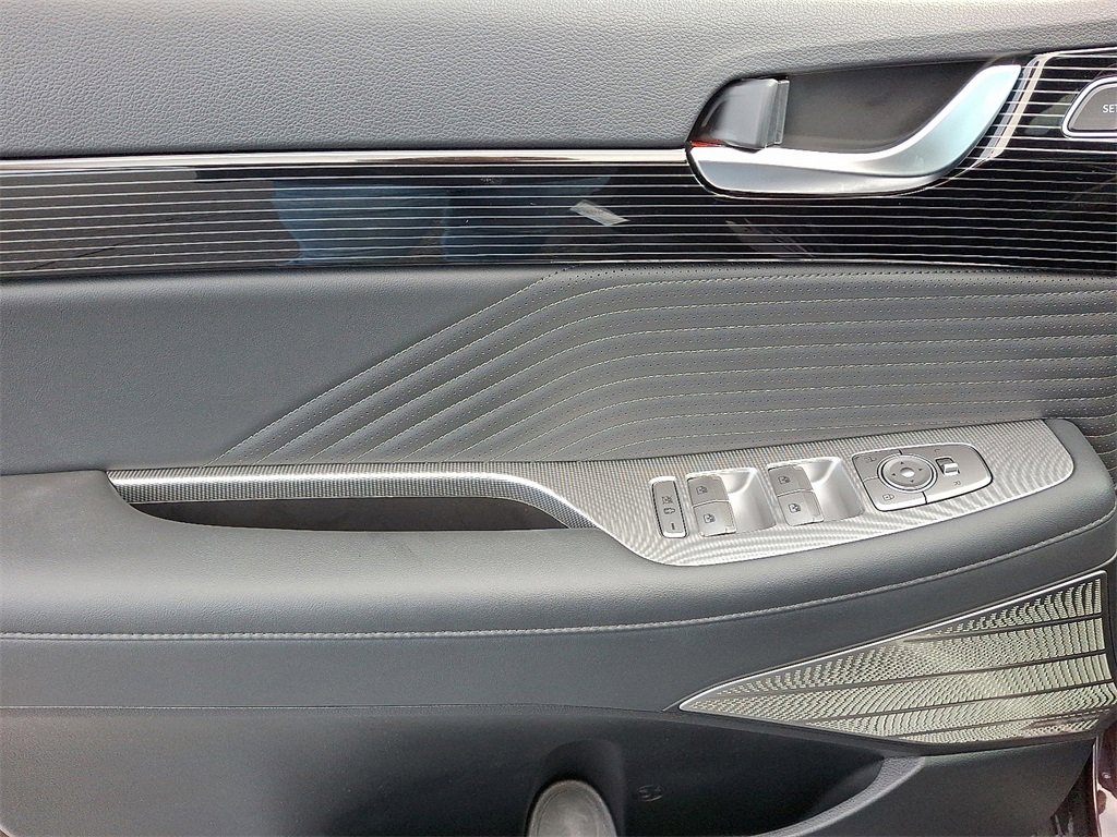 Used 2023 Hyundai Palisade Calligraphy image 16