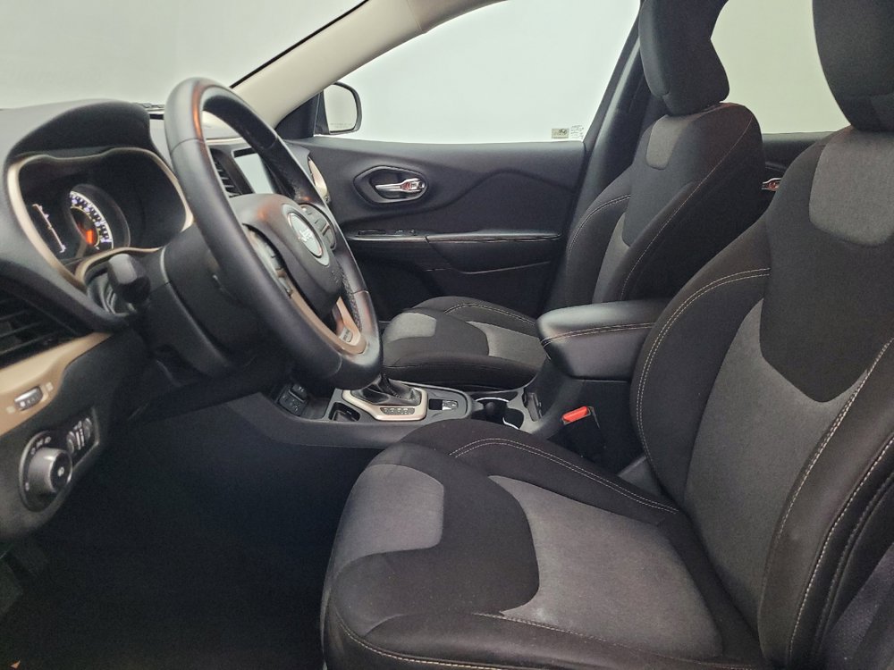 Used 2014 Jeep Cherokee Latitude image 17