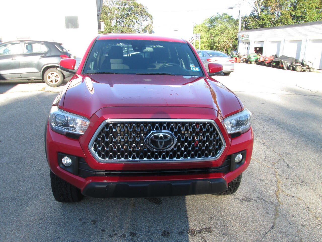 Used 2019 Toyota Tacoma TRD Off-Road image 6