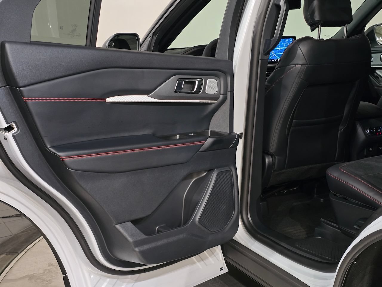 New 2026 Ford Explorer ST w/ Sun And Sound Package AWD/4WD image 34