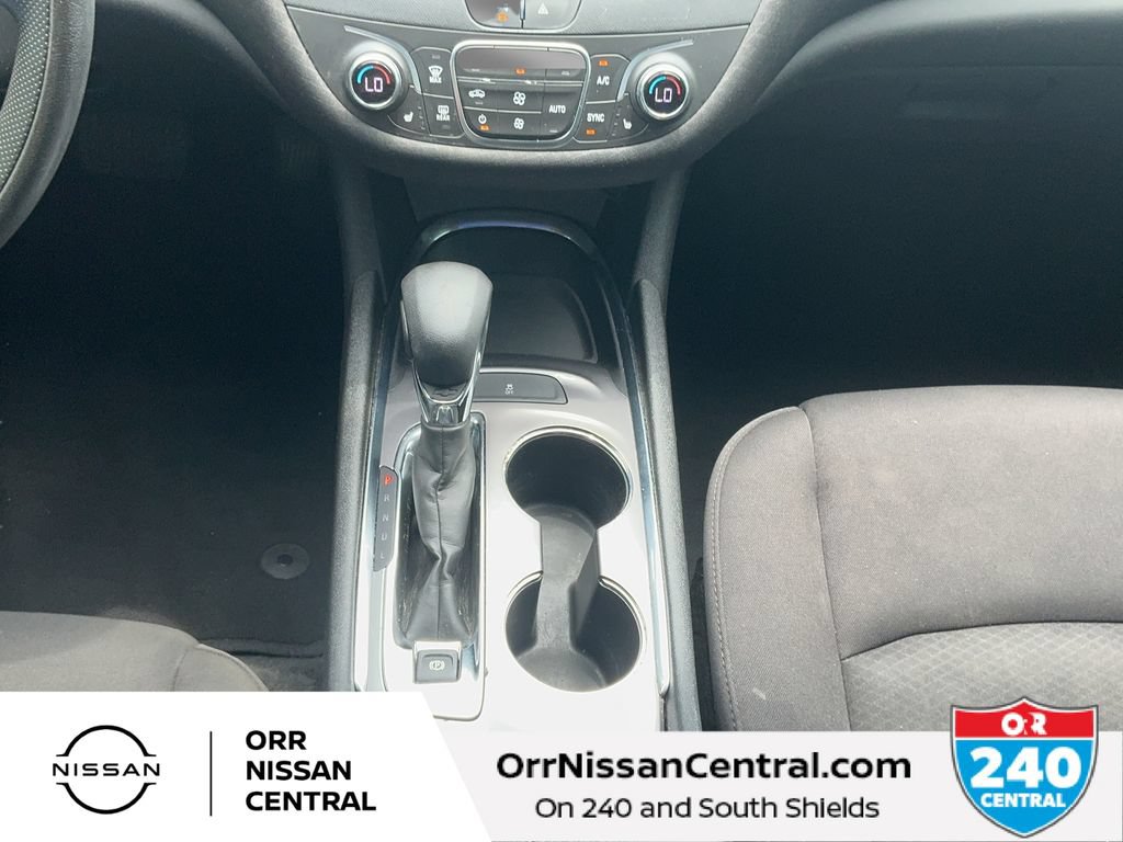 Used 2023 Chevrolet Malibu LT FWD image 23