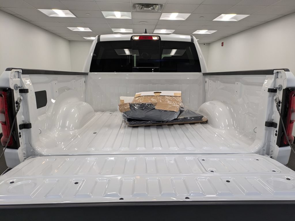 Used 2025 RAM 1500 Laramie w/ Night Edition AWD/4WD image 25
