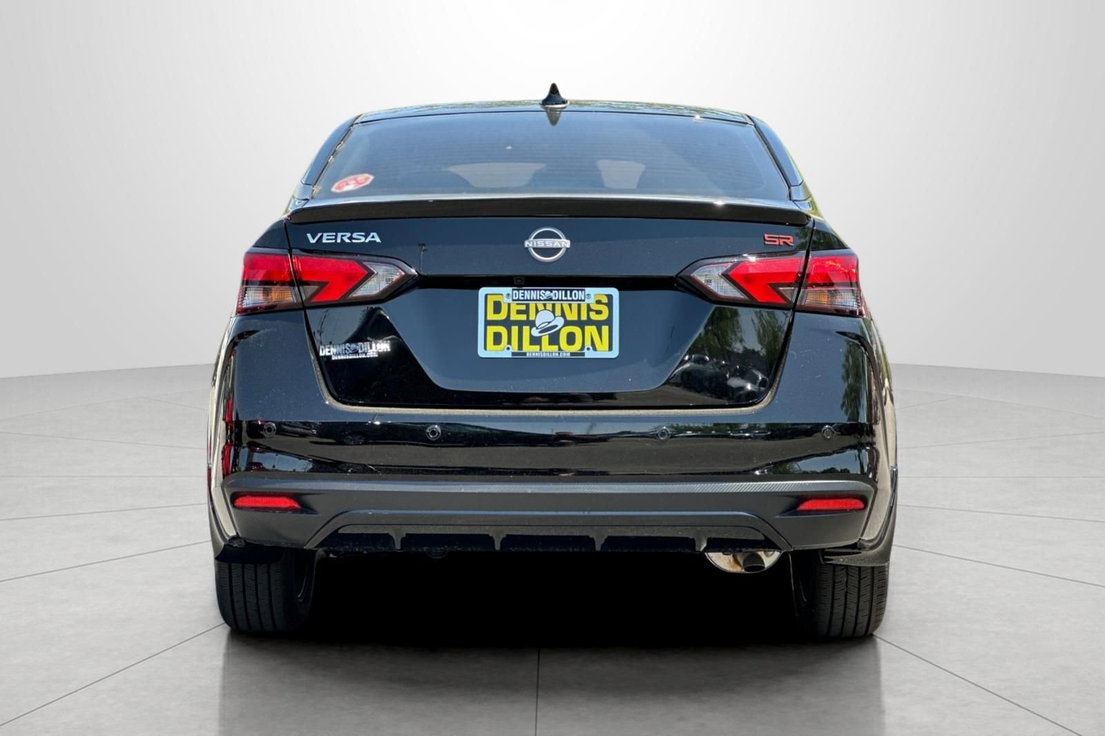 Used 2025 Nissan Versa SR w/ Trunk Package image 33