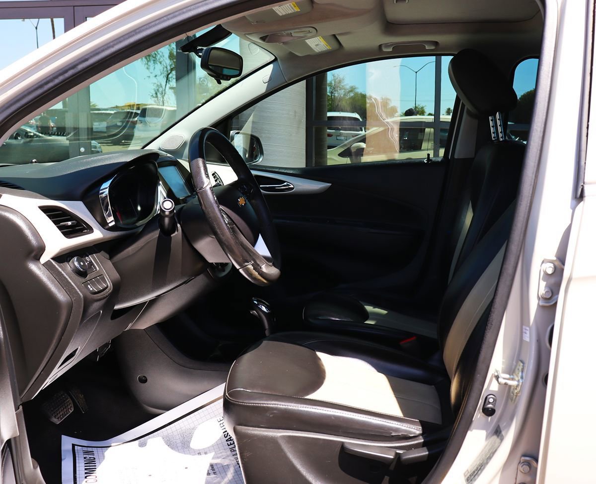 Used 2016 Chevrolet Spark LT FWD image 37