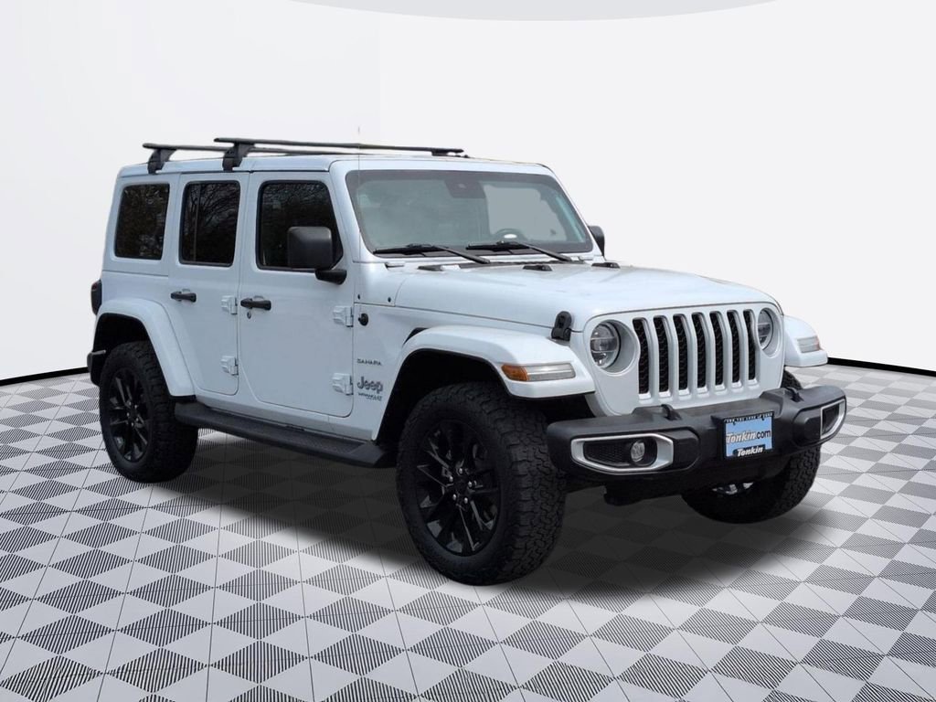 Used 2021 Jeep Wrangler Unlimited Sahara w/ Cold Weather Group AWD/4WD image 8