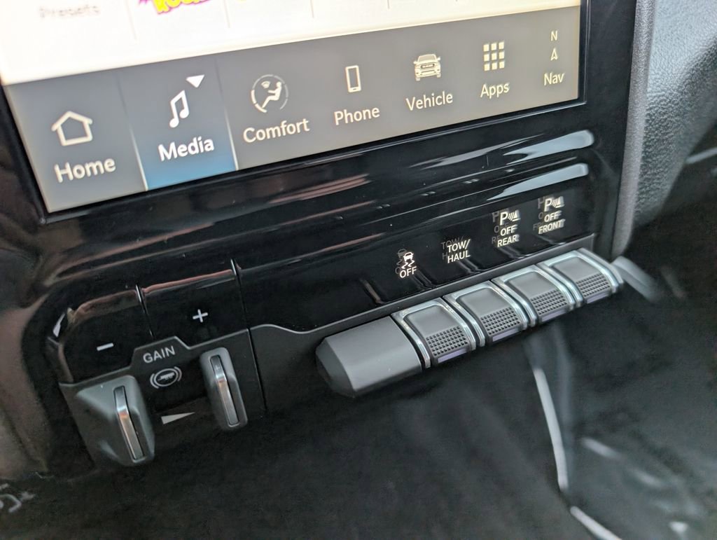 New 2026 RAM 2500 Tradesman AWD/4WD image 32