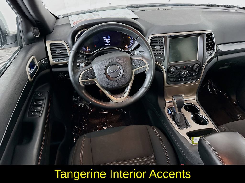 Used 2016 Jeep Grand Cherokee Laredo 75th Anniversary image 28