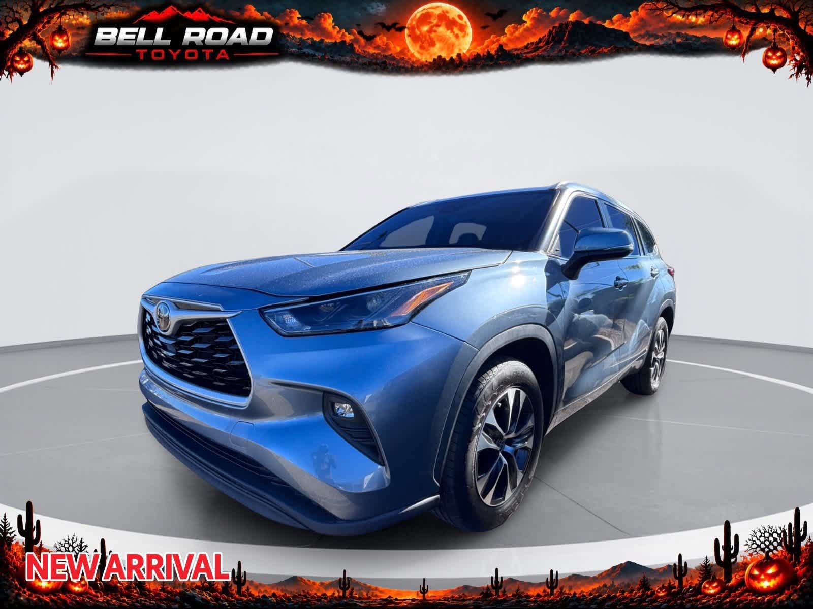 Used 2023 Toyota Highlander XLE FWD image 1